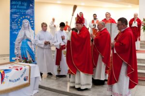 Jubileusz 25 lat Odnowy w Duchu Św. 2018 – zdjęcie 13 z 28