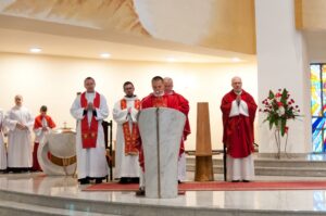 Jubileusz 25 lat Odnowy w Duchu Św. 2018 – zdjęcie 23 z 28