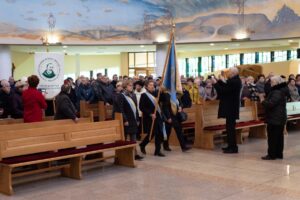 Dzień skupienia grup o. Pio 2020 – zdjęcie 8 z 68