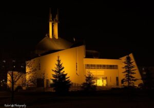 Kościół nocą – zdjęcie 17 z 18