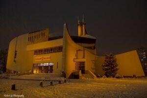 Kościół w zimowej szacie – zdjęcie 10 z 25