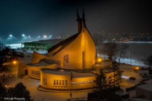 Kościół w zimowej szacie – zdjęcie 2 z 25