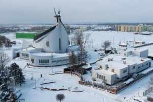 Kościół w zimowej szacie – zdjęcie 18 z 25