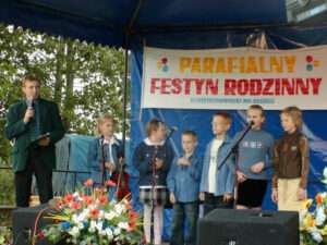 Festyn Parafialny 2004 – zdjęcie 1 z 75