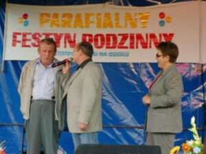 Festyn Parafialny 2004 – zdjęcie 36 z 75