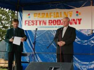 Festyn Parafialny 2004 – zdjęcie 46 z 75