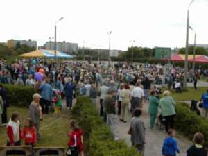 Festyn Parafialny 2004 – zdjęcie 52 z 75