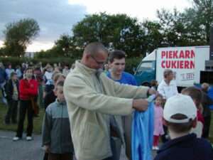 Festyn Parafialny 2004 – zdjęcie 65 z 75